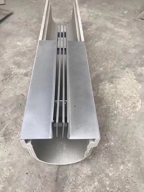 不銹鋼縫隙排水溝圖片，不銹鋼排水溝圖片
